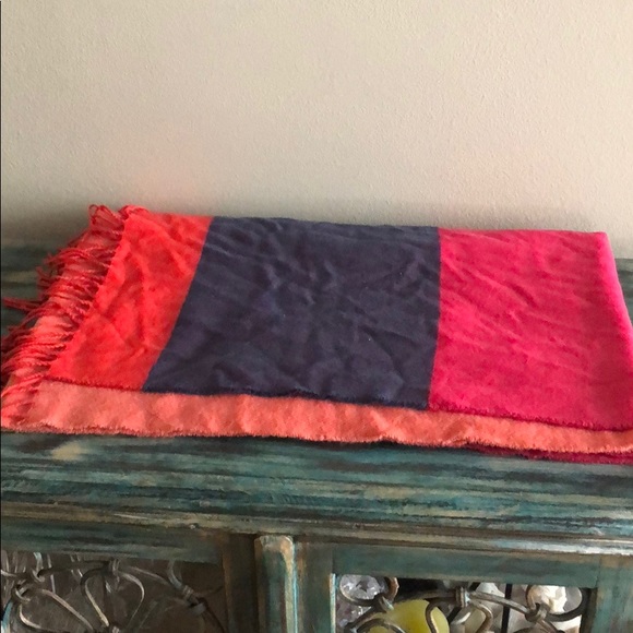 GAP pashmina scarf - Picture 2 of 3